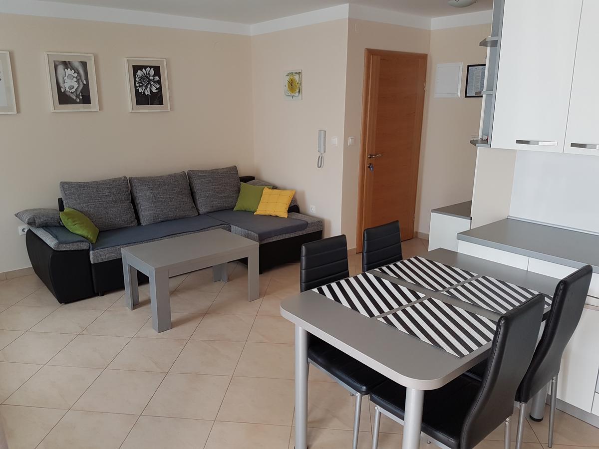 Apartman Branka Стариград-Паклениця Екстер'єр фото