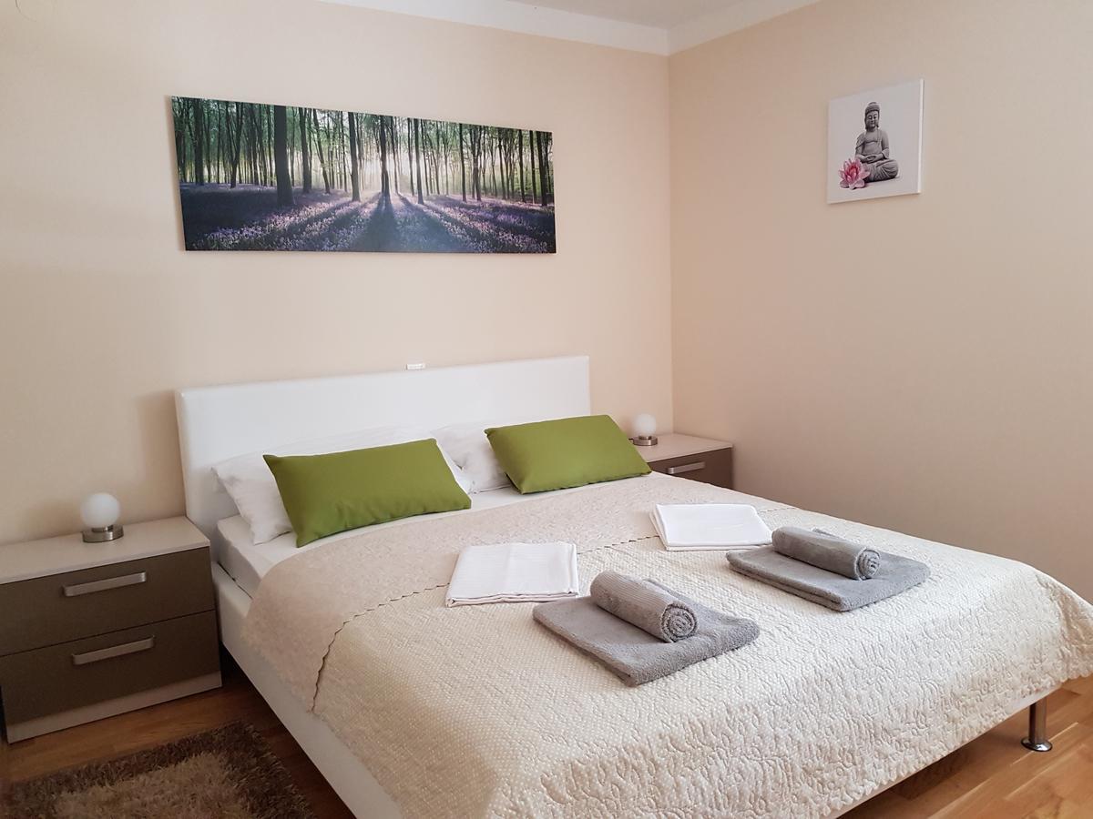 Apartman Branka Стариград-Паклениця Екстер'єр фото
